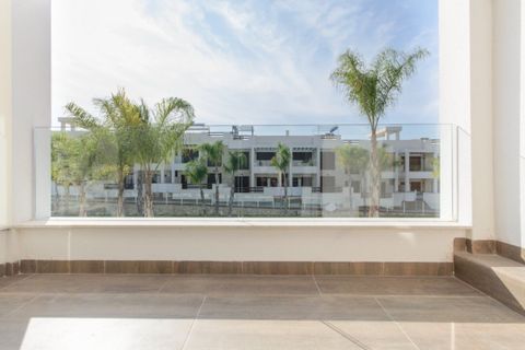 Villa i Torrevieja, Alicante, Torrevieja - € 330.000 | Ref: CON-67301 - foto 1