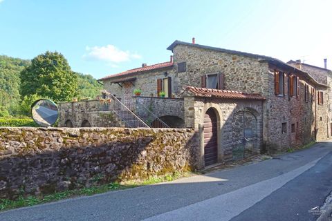 Villa a Filattiera, Massa and Carrara, Filattiera - € 430.000 | Ref: 397A-592252 - foto 2
