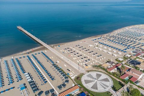 Villa i Forte dei Marmi, Lucca, Forte dei Marmi - € 1.600.000 | Ref: CBI129-1110-130547 - foto 15
