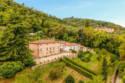 Villa i Lucca, Lucca, Lucca - € 4.100.000 | Ref: CBI129-2006-130553 - foto 2