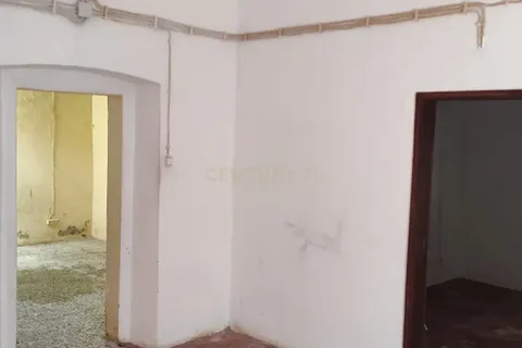 Masia a Lisbon, Lisbon, Lisbon - € 125.000 | Ref: C0284-00852 - foto 45
