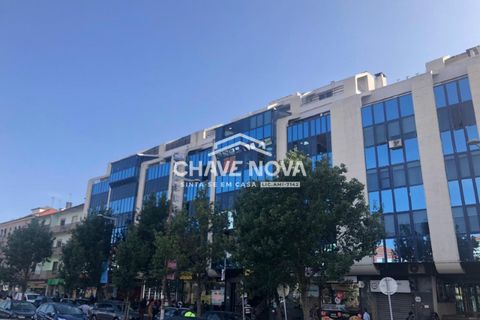 Lejlighed i Amadora, Lisbon, Amadora - € 420.000 | Ref: LXM/00615 - foto 1