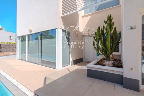 Villa a Adeje, Tenerife, Adeje - € 1.075.000 | Ref: D2354 - foto 38