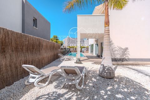 Villa a Adeje, Tenerife, Adeje - € 1.075.000 | Ref: D2354 - foto 41