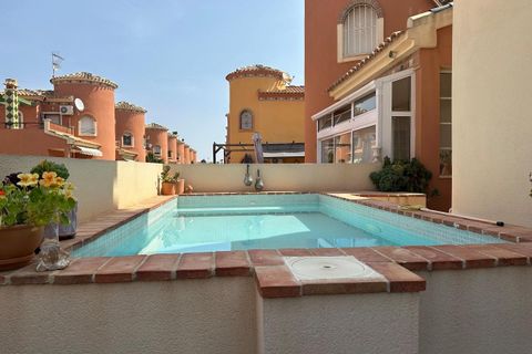 Villa i Playa Flamenca, Alicante, Playa Flamenca - € 285.000 | Ref: 94-246-454-11-913/70241 - foto 1