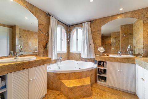 Villa i Marbella, Malaga, Marbella - € 3.750.000 | Ref: PANR-15848 - foto 26