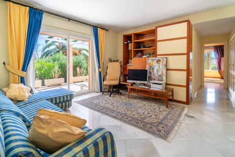 Villa i Marbella, Malaga, Marbella - € 3.750.000 | Ref: PANR-15848 - foto 31