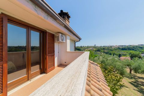 Villa a Vasto, Chieti, Vasto - € 449.000 | Ref: 331 - foto 32