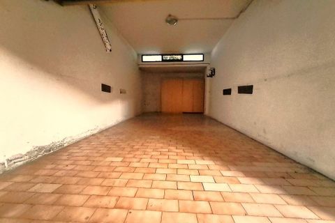 Garage i Rovigo, Rovigo, Rovigo - € 12.000 | Ref: ROG19 - foto 2