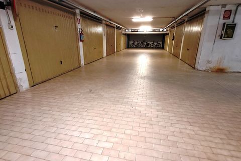 Garage i Rovigo, Rovigo, Rovigo - € 12.000 | Ref: ROG19 - foto 4
