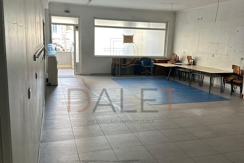 Erhvervsejendom i Amadora, Lisbon, Amadora - € 200.000 | Ref: DALET239DM - foto 4