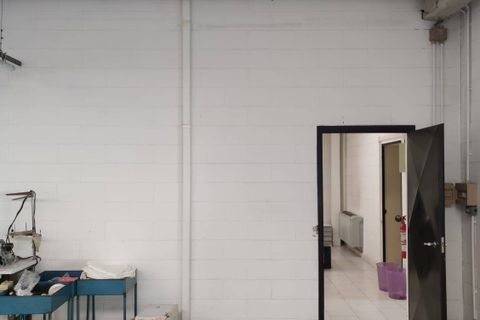 Erhvervsejendom i Bottanuco, Bergamo, Bottanuco - € 1.600.000 | Ref: MO30060 - foto 22