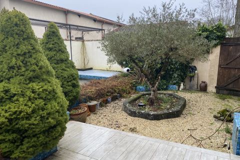 Landsbyhus i Aubeterre-sur-Dronne, Charente, Aubeterre-sur-Dronne - € 195.000 | Ref: BVI79793 - foto 15