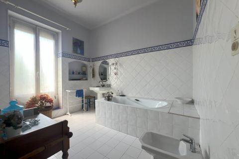 Villa i Nimes, Gard, Nimes - € 399.000 | Ref: 2203-2 - foto 6