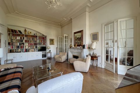 Lejlighed i Nimes, Gard, Nimes - € 339.200 | Ref: 2205-2 - foto 2