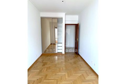 Apartament a Carnaxide, Lisbon, Carnaxide - € 1.800/mes | Ref: ADIMO20 - foto 12