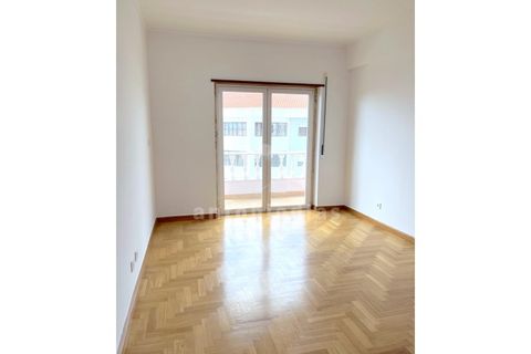 Apartament a Carnaxide, Lisbon, Carnaxide - € 1.800/mes | Ref: ADIMO20 - foto 19