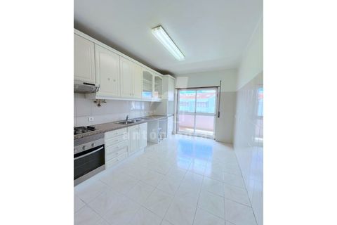 Apartament a Carnaxide, Lisbon, Carnaxide - € 1.800/mes | Ref: ADIMO20 - foto 21