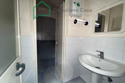 Erhvervsejendom i Naples, Naples, Naples - € 100.000 | Ref: VIA PARMA - foto 7