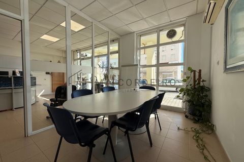 Erhvervsejendom i Corroios, Setubal, Corroios - € 265.000 | Ref: 72.25 - foto 1