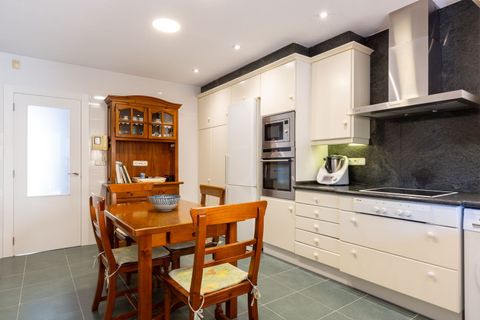 Villa a Godella, Valencia, Godella - € 598.000 | Ref: IV-0378 - foto 16