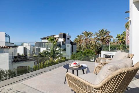 Villa a Marbella, Malaga, Marbella - € 3.345.000 | Ref: LUX5409 - foto 5