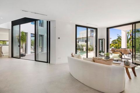 Villa a Marbella, Malaga, Marbella - € 3.345.000 | Ref: LUX5409 - foto 13