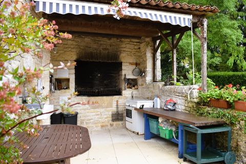 Villa i Nere, Charente-Maritime, Nere - € 299.950 | Ref: BVI82783 - foto 2