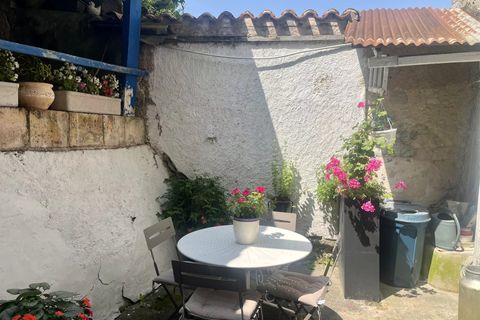 Villa a Aubeterre-sur-Dronne, Charente, Aubeterre-sur-Dronne - € 249.952 | Ref: BVI71252 - foto 14