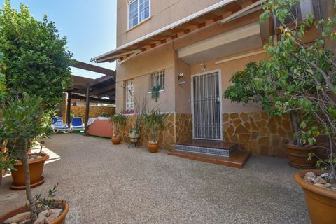 Villa in Santa Pola, Alicante - foto 1