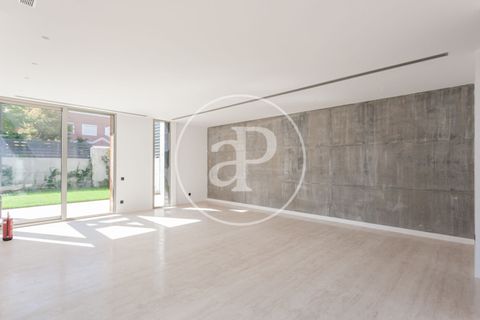 Villa i Madrid, Madrid, Madrid - € 2.190.000 | Ref: VMO2509012 - foto 7