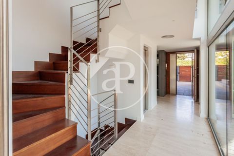 Villa i Madrid, Madrid, Madrid - € 2.190.000 | Ref: VMO2509012 - foto 16