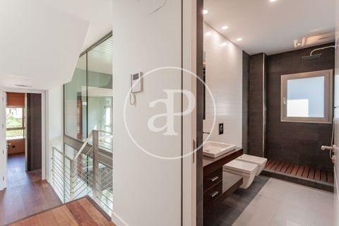 Villa i Madrid, Madrid, Madrid - € 2.190.000 | Ref: VMO2509012 - foto 32