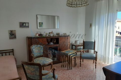 Lejlighed i Rosignano Marittimo, Livorno, Rosignano Marittimo - € 125.000 | Ref: V178 - foto 1