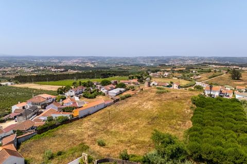 Helårsgrund i Carvalhal, Leiria, Carvalhal - € 265.000 | Ref: BL786 - foto 1