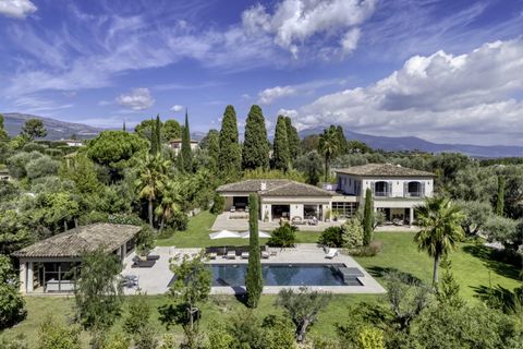 Villa i Valbonne, Alpes-Maritimes, Valbonne - € 4.990.000 | Ref: HH-15924794 - foto 1