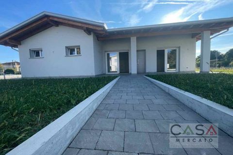 Villa i Azzano Decimo, Pordenone, Azzano Decimo - € 430.000 | Ref: 2324-081 - foto 2