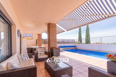 Villa i Palau-Saverdera, Gerona - foto 1