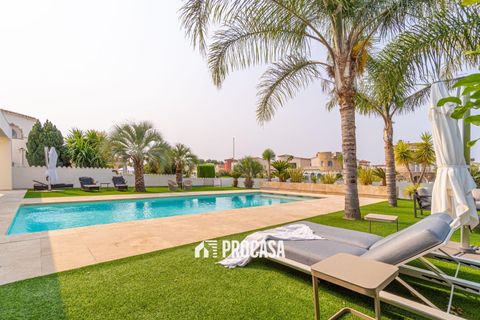 Villa a Empuriabrava, Gerona, Empuriabrava - € 2.995.000 | Ref: 3968 - foto 16