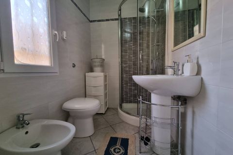 Villa a Elmas, Cagliari, Elmas - € 220.000 | Ref: GT71 - foto 12