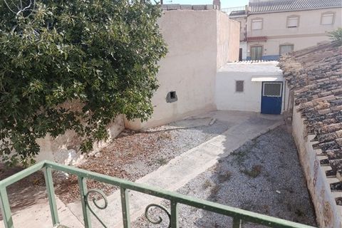Landsbyhus i Baza, Granada, Baza - € 77.500 | Ref: 237 - foto 2