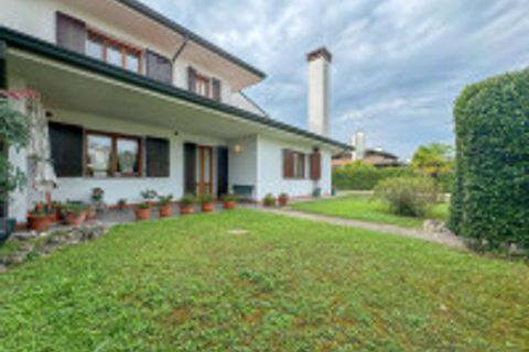Villa i Stra, Venice, Stra - € 330.000 | Ref: I02 - foto 1