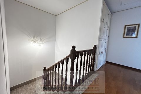 Villa i Stra, Venice, Stra - € 330.000 | Ref: I02 - foto 11