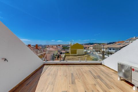Villa i Odivelas, Lisbon, Odivelas - € 890.000 | Ref: Moradia V 4 1 - foto 1