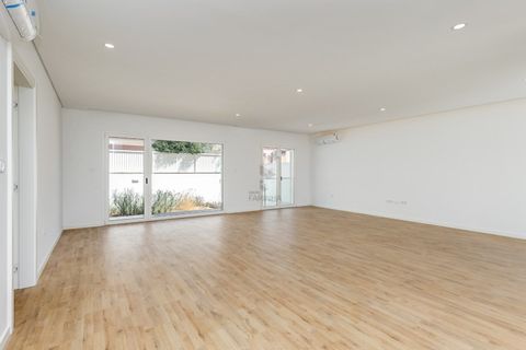 Villa i Odivelas, Lisbon, Odivelas - € 890.000 | Ref: Moradia V 4 1 - foto 2
