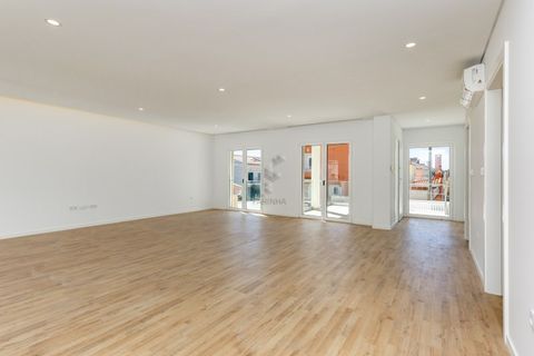 Villa i Odivelas, Lisbon, Odivelas - € 890.000 | Ref: Moradia V 4 1 - foto 7