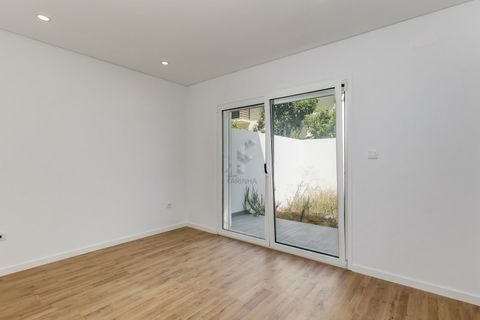 Villa i Odivelas, Lisbon, Odivelas - € 890.000 | Ref: Moradia V 4 1 - foto 9