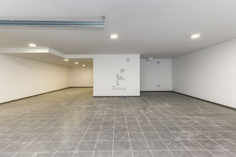 Villa i Odivelas, Lisbon, Odivelas - € 890.000 | Ref: Moradia V 4 1 - foto 47