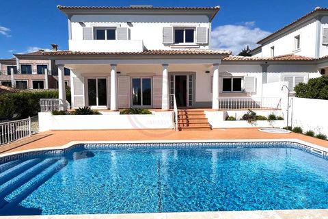 Villa i Almancil, Faro, Almancil - € 1.100.000 | Ref: V2838 - foto 1