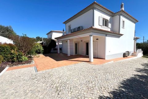 Villa i Almancil, Faro, Almancil - € 1.100.000 | Ref: V2838 - foto 25